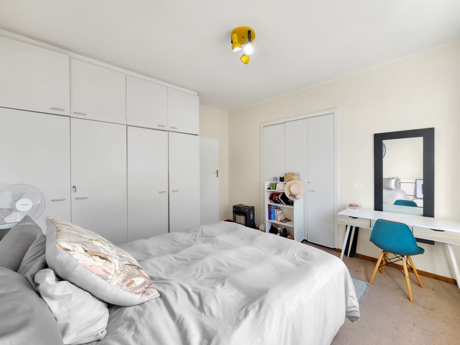 3 Bedroom Property for Sale in Sea Point Western Cape